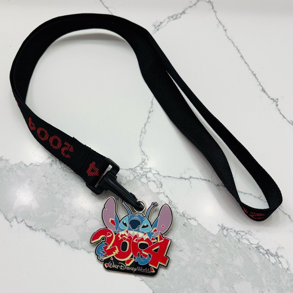 Disney Parks Official 2004 Walt Disney World Stitch Pin Trading Lanyard